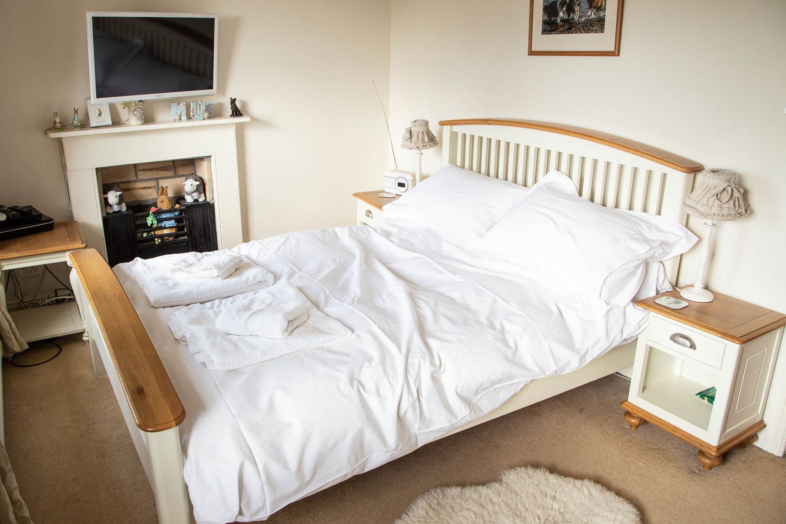 Brimstock Cottage - Second Bedroom - Double Bed
